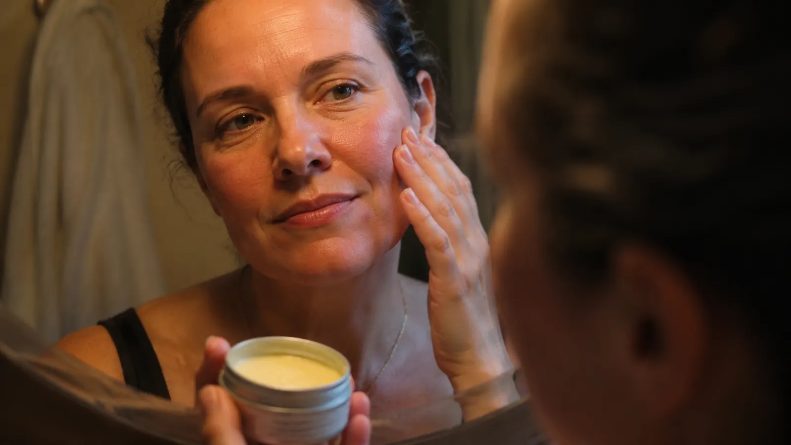 10 Reasons a Cleansing Balm Beats Regular Face Wash